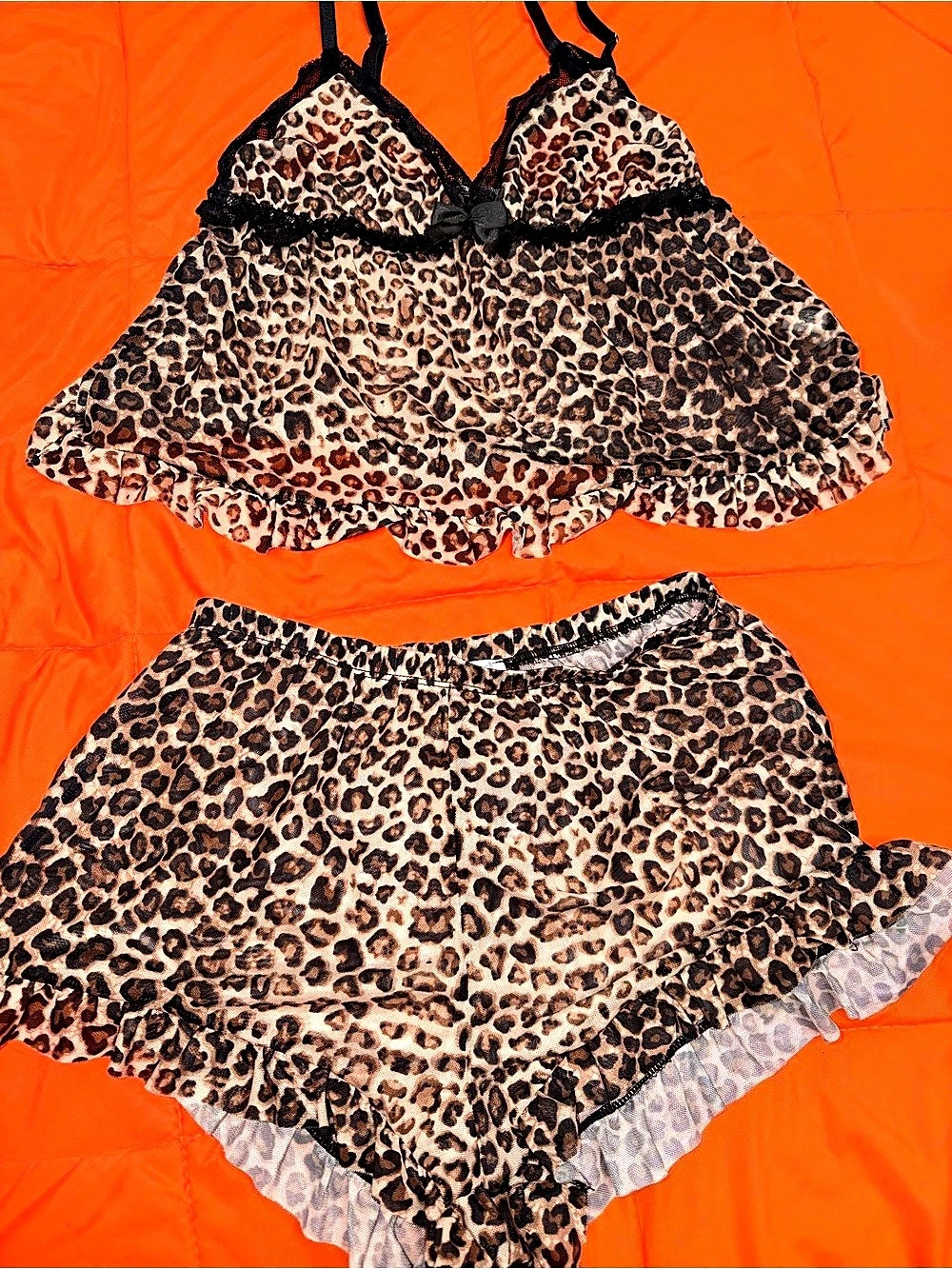 Avid Love Leopard Print Cami & Shorts Set Size Small Like New